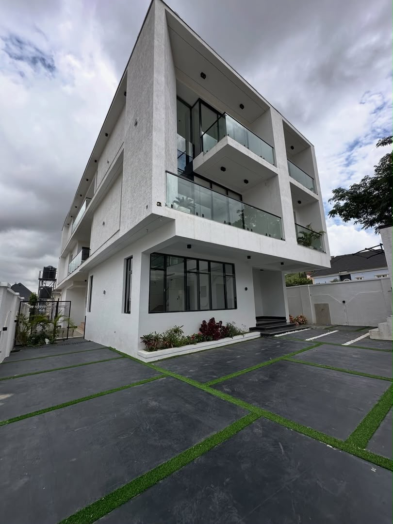 Duplex in Guzape